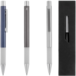 pluma metalica grabado laser